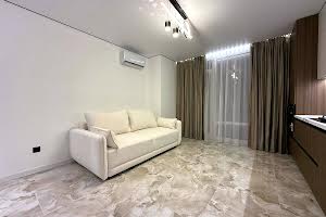 квартира за адресою Флотська вул., 10б