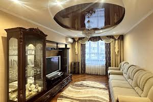 квартира за адресою Авраама Лінкольна вул., 10