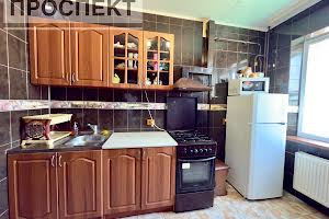 квартира за адресою Воскресенська вул., 13-Б
