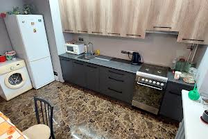 квартира за адресою Озерна, 3