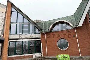 комерційна за адресою Приозерна вул., 12б