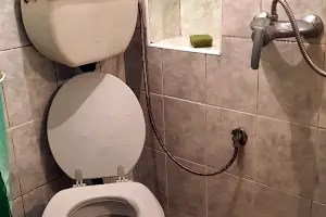 квартира за адресою Середня вул., 59