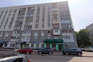 комерційна за адресою Рівне, вул. Набережна, 14