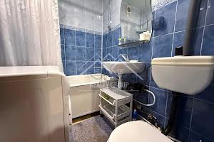 квартира за адресою Соборності вул. (Косіора), 39