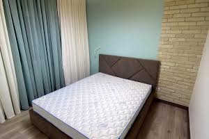 квартира за адресою Кирила і Мефодія вул., 31