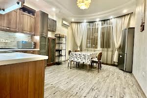 квартира по адресу Французский бульв., 22/3