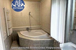 будинок за адресою Південно-Кільцева вул.