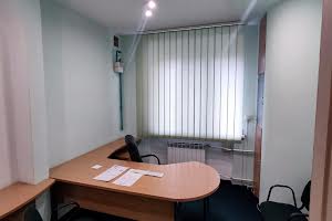 комерційна за адресою Гоголя вул., 24а