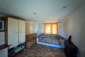 участок по адресу Центральна, 73