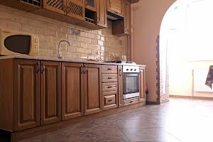 квартира за адресою Хотинська вул., 12