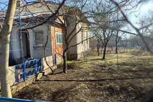 будинок за адресою Шкільна