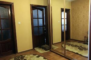 квартира за адресою Панаса Мирного вул., 32