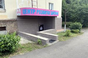 комерційна за адресою Рівне, Степана Бандери, 27