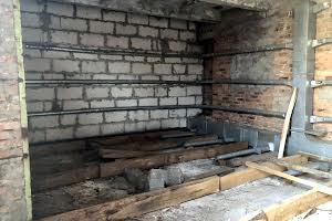 комерційна за адресою Шкільна, 3