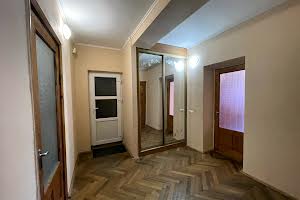 квартира за адресою Митна вул., 25-А