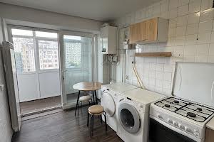 квартира за адресою Товарна вул., 2