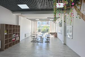 комерційна за адресою Замостянська вул. (50-річчя Перемоги), 15