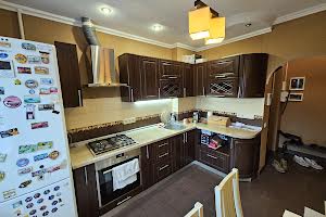 квартира за адресою Тростянецька вул., 8-Б