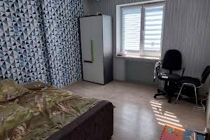 квартира за адресою Квартальна вул., 10