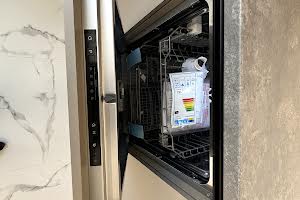 квартира по адресу Академика Сахарова ул., 8