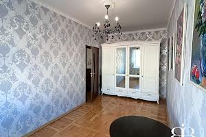 квартира по адресу Бунина ул. (Буніна), 21