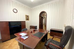 комерційна за адресою Ярославів Вал вул., 14-Г