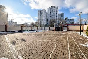 комерційна за адресою Польова вул., 61