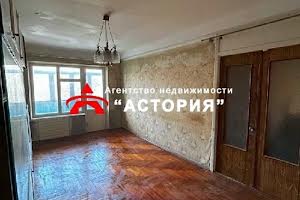 квартира за адресою Світла вул. (Будьонного), 4