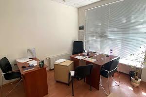 комерційна за адресою Бригадна вул., 11