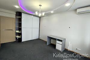 комерційна за адресою Микільсько-Слобідська вул., 2-В