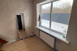 будинок за адресою Центральна, 9