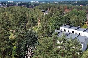 будинок за адресою Квітнева вул.