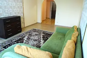 квартира за адресою Залізнична вул., 17