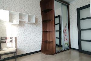 квартира за адресою Михайла Лушпи просп., 25
