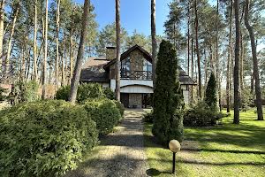 будинок за адресою Щаслива, 1