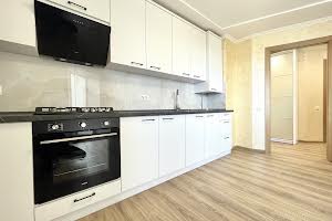 квартира за адресою Будного, 36