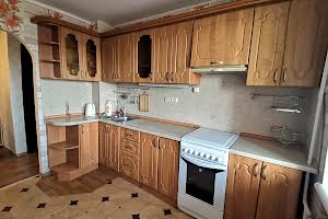 квартира за адресою Михайла Лушпи просп., 38