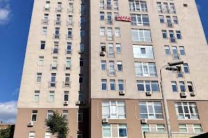 коммерческая по адресу Антоновича ул. (Горького), 33В