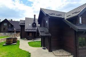 комерційна за адресою Лісова вул., 1