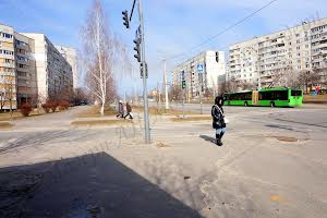 комерційна за адресою Гвардійців-Широнінців вул., 121