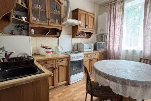 квартира за адресою Арсенія Тарковського вул. (Володарського), 16