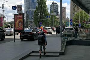 коммерческая по адресу Calle Dilova ул. (Димитрова), 1/2