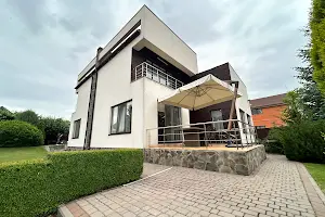 дом по адресу Березова, 1