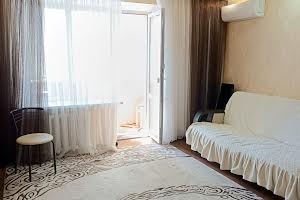 квартира за адресою Пілотська вул., 76
