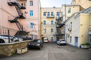 комерційна за адресою Івана Франка вул., 29