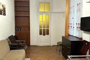 квартира за адресою Осіпова, 6