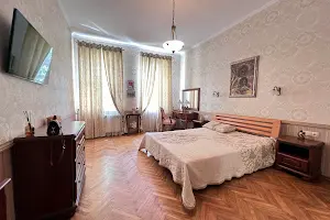квартира за адресою Здоров'я вул., 6