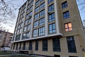 комерційна за адресою Короля Данила вул., 11в