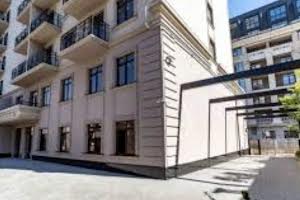 комерційна за адресою Єврейська вул., 1