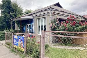комерційна за адресою Чорновола, 1